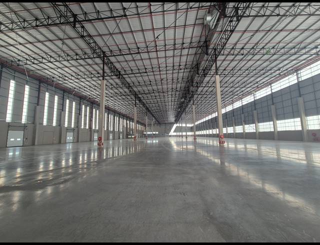 12,675M² WAREHOUSE TO LET IN LINBRO PARK